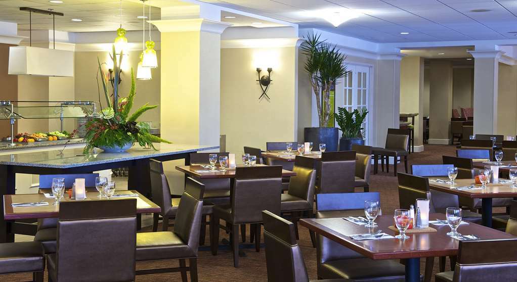 Hilton Garden Inn San Francisco/Oakland Bay Bridge Emeryville Restaurant photo